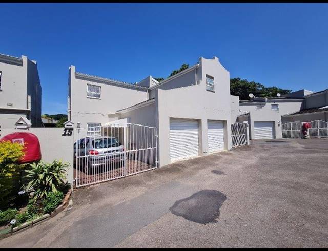 2 BEDROOM DUPLEX SOLD IN THE WOLDS